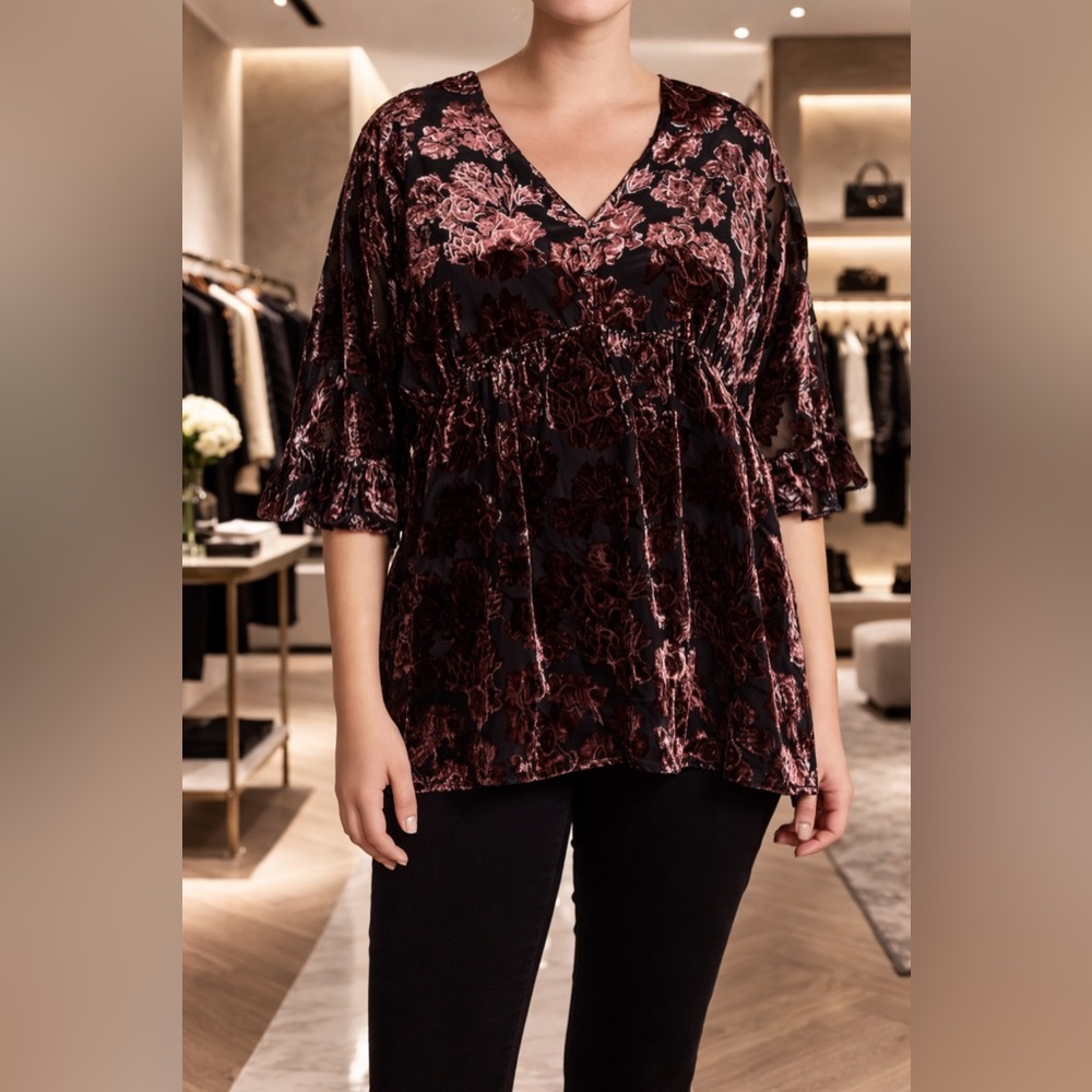 DR2 BY DANIEL RAINN BLACK & PURPLE VELVET FLORAL TOP